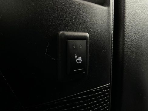 Used 2020 Chrysler Pacifica Touring-L Plus w/ S Appearance Package image 14