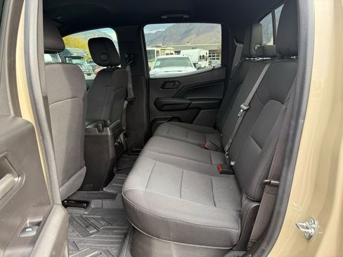 Used 2024 Chevrolet Colorado Trail Boss w/ Technology Package image 33