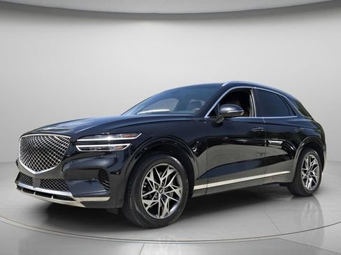 Used 2023 Genesis GV70 2.5T w/ Advanced Package AWD/4WD image 1