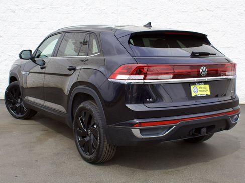 New 2026 Volkswagen Atlas Cross Sport SE AWD/4WD image 6