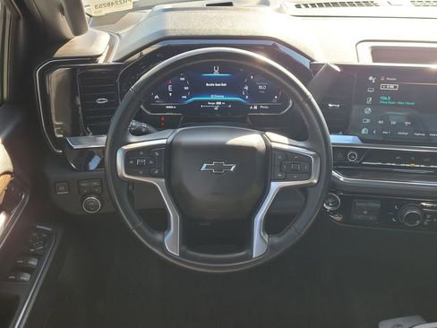 Used 2024 Chevrolet Silverado 1500 RST w/ Z71 Off-Road Package image 12
