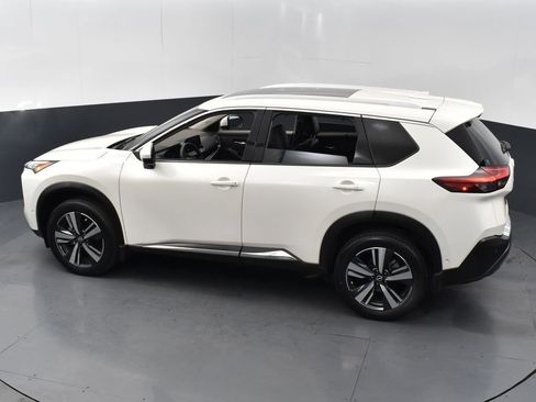 Used 2023 Nissan Rogue SL w/ SL Premium Package image 49