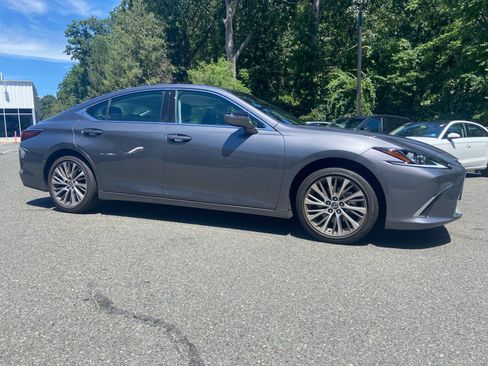 Used 2021 Lexus ES 350 w/ Premium Package FWD image 1