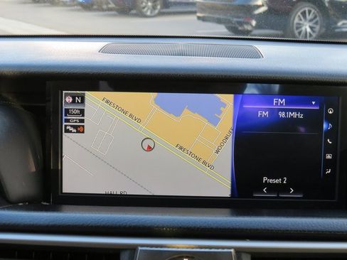 Used 2017 Lexus IS 200t image 28