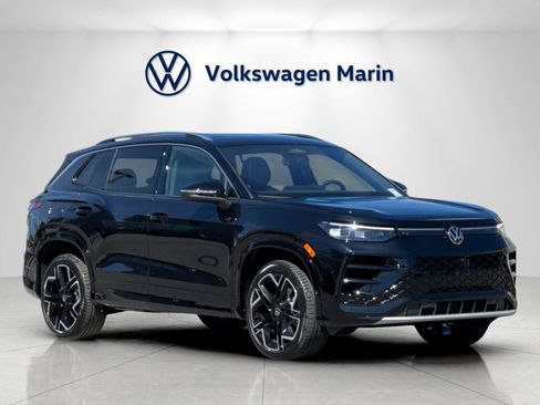 New 2026 Volkswagen Tiguan SEL R-Line AWD/4WD image 7