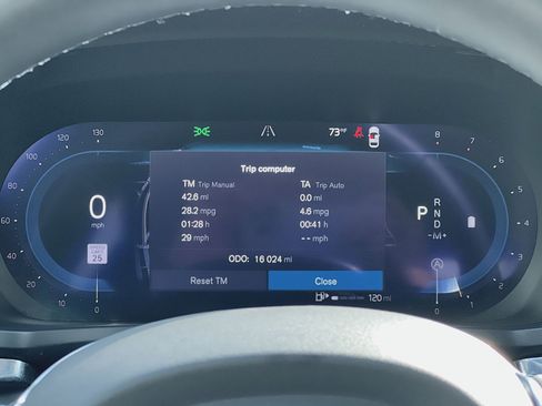 Certified 2024 Volvo S60 B5 Plus w/ Climate Package image 17