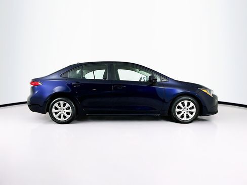 Used 2025 Toyota Corolla LE image 10