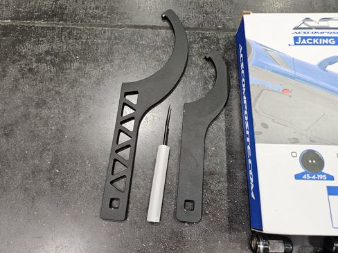 Used 2024 Chevrolet Corvette Z06 RWD image 25