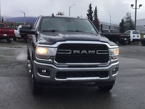 Used 2021 RAM 2500 Big Horn w/ Level 1 Equipment Group image 3
