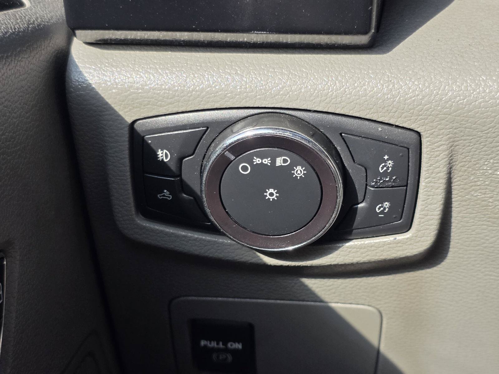 Used 2019 Ford F150 XL w/ Equipment Group 101A Mid AWD/4WD image 11