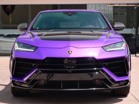 Used 2024 Lamborghini Urus Performante AWD/4WD image 5
