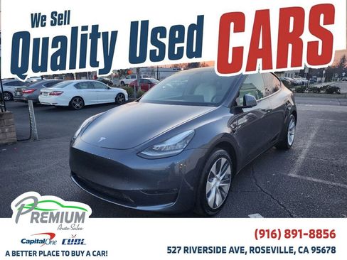 Used 2020 Tesla Model Y Long Range image 1