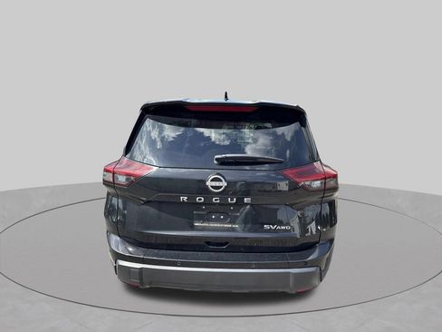 Used 2024 Nissan Rogue SV AWD/4WD image 7