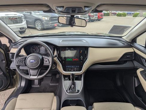 Used 2024 Subaru Outback Premium AWD/4WD image 24