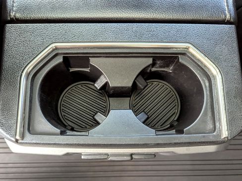 Used 2018 Ford F150 Raptor w/ Equipment Group 802A Luxury image 63