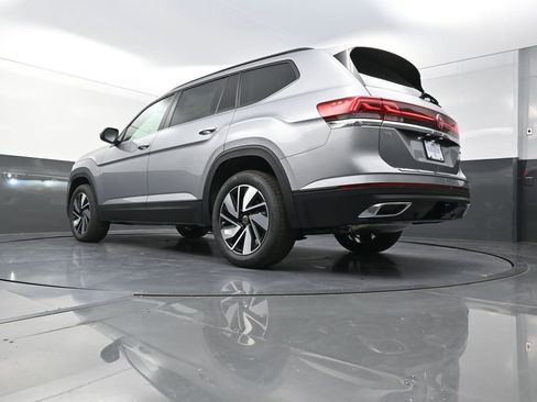 New 2026 Volkswagen Atlas SE image 25