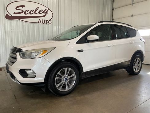 Used 2017 Ford Escape SE w/ SE Leather Comfort Package FWD image 1