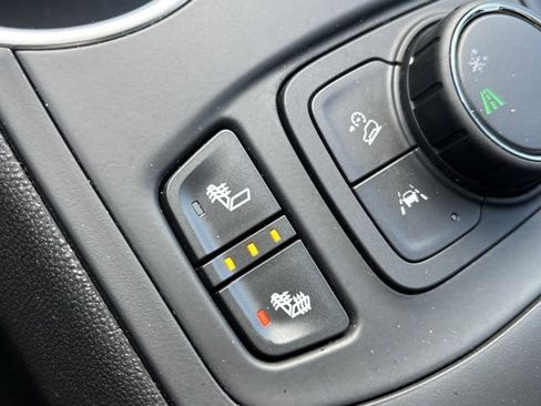 Used 2020 GMC Terrain SLE w/ Driver Convenience Package image 31