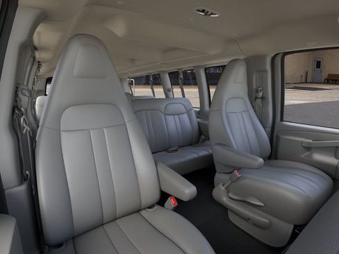 New 2025 Chevrolet Express 3500 LS w/ Chrome Appearance Package RWD image 16