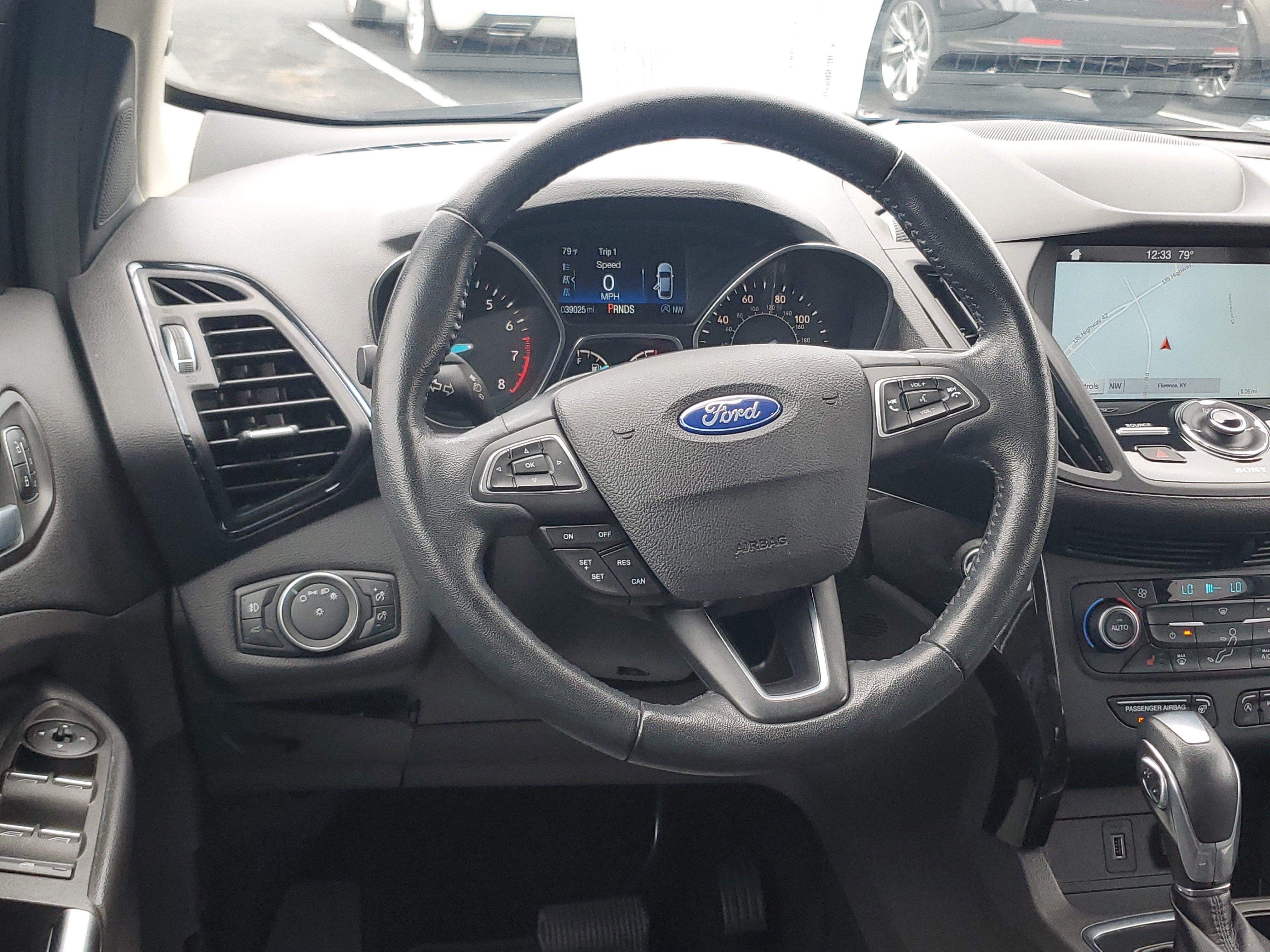 Used 2019 Ford Escape Titanium AWD/4WD image 12