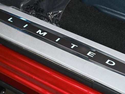 Used 2024 Ford F250 Limited image 14