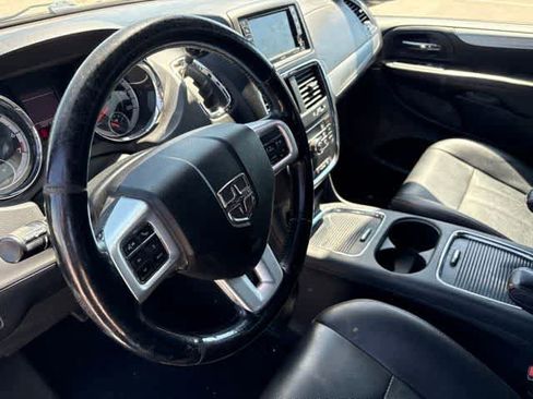Used 2018 Dodge Grand Caravan GT FWD image 10