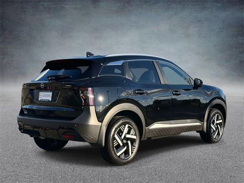 New 2026 Nissan Kicks SV image 2