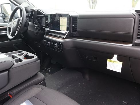New 2026 Chevrolet Silverado 3500 LT w/ Convenience Package AWD/4WD image 35
