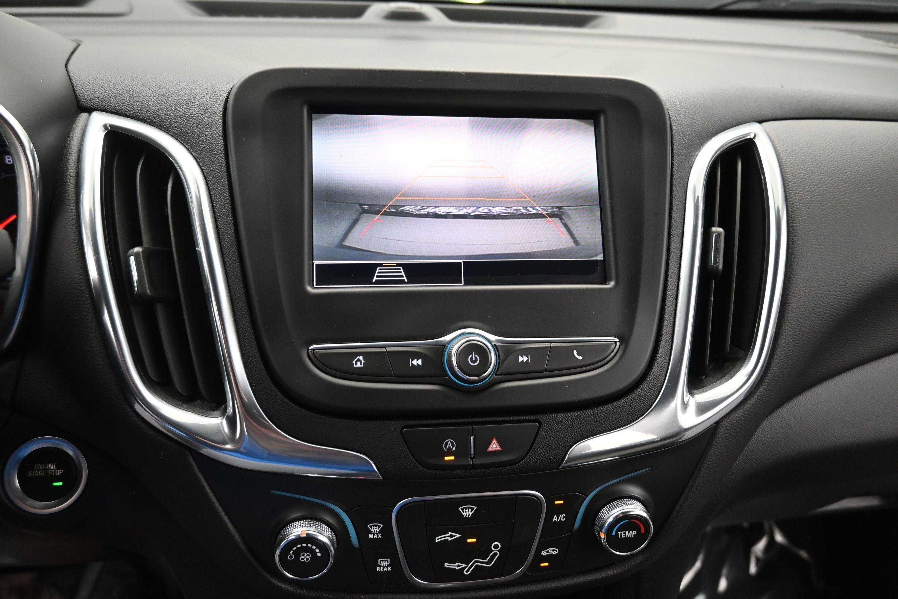 Used 2023 Chevrolet Equinox LT FWD image 21