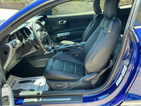Used 2015 Ford Mustang Premium RWD image 28