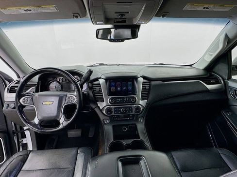 Used 2019 Chevrolet Tahoe LT image 3