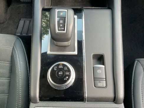 Used 2023 Mitsubishi Outlander SE FWD image 36