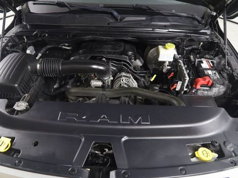 Used 2019 RAM 1500 Laramie image 48