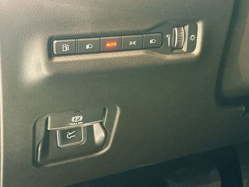 New 2026 Jeep Cherokee Overland w/ Advanced Pro Tech Group AWD/4WD image 8