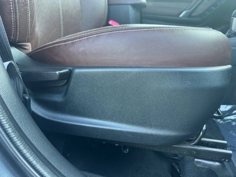 Used 2018 Subaru Forester 2.5i Touring AWD/4WD image 22