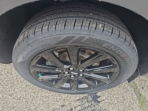 Used 2022 Lincoln Nautilus Reserve w/ Monochromatic Package image 70