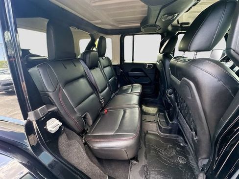 Used 2021 Jeep Wrangler Unlimited Rubicon AWD/4WD image 27