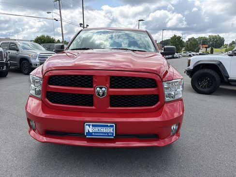 Used 2017 RAM 1500 Express w/ Express Value Package AWD/4WD image 2