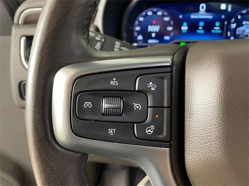 Used 2022 Chevrolet Tahoe Z71 w/ Luxury Package image 10