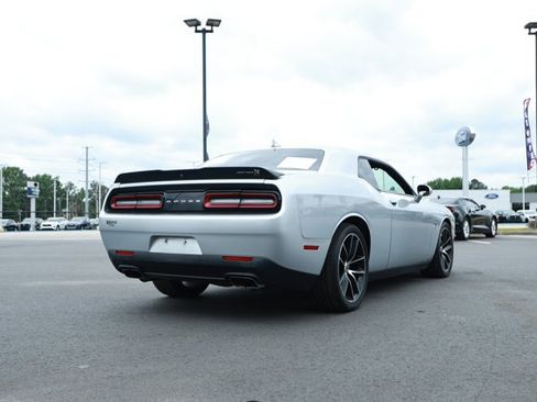 Used 2020 Dodge Challenger R/T Scat Pack w/ Scat Pack Stripe RWD image 6