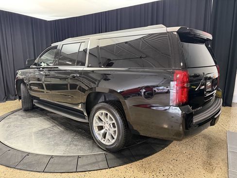 Used 2018 Chevrolet Suburban LT image 5