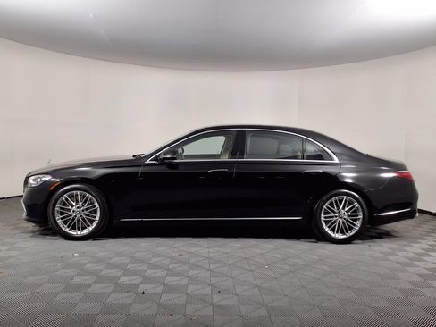 Used 2023 Mercedes-Benz S 580 4MATIC Sedan image 4