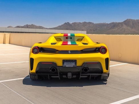 Used 2020 Ferrari 488 Pista Spider RWD image 7