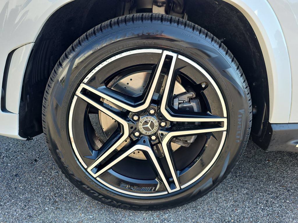 Certified 2023 Mercedes-Benz GLS 580 4MATIC image 9