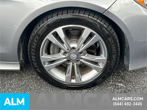 Used 2015 Mercedes-Benz E 250 BlueTEC Sedan image 14