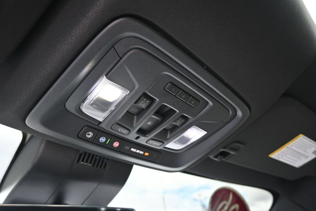 Used 2026 Chevrolet Silverado 3500 High Country w/ High Country Premium Package AWD/4WD image 38