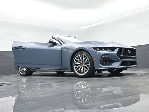Certified 2025 Ford Mustang GT Premium RWD image 70