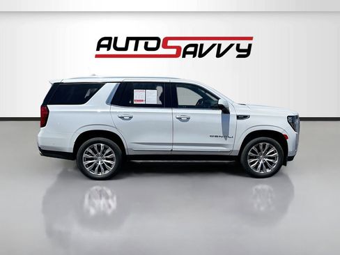 Used 2023 GMC Yukon Denali w/ Advanced Technology Package AWD/4WD image 8