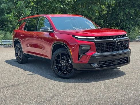 New 2026 Chevrolet Traverse RS w/ LPO, Floor Liner Package AWD/4WD image 1