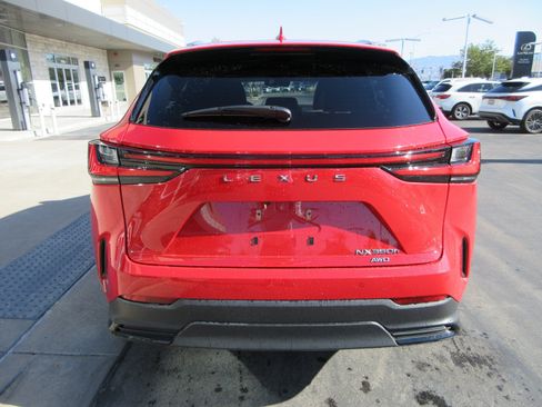 Used 2024 Lexus NX 350h AWD w/ Vision Package image 7